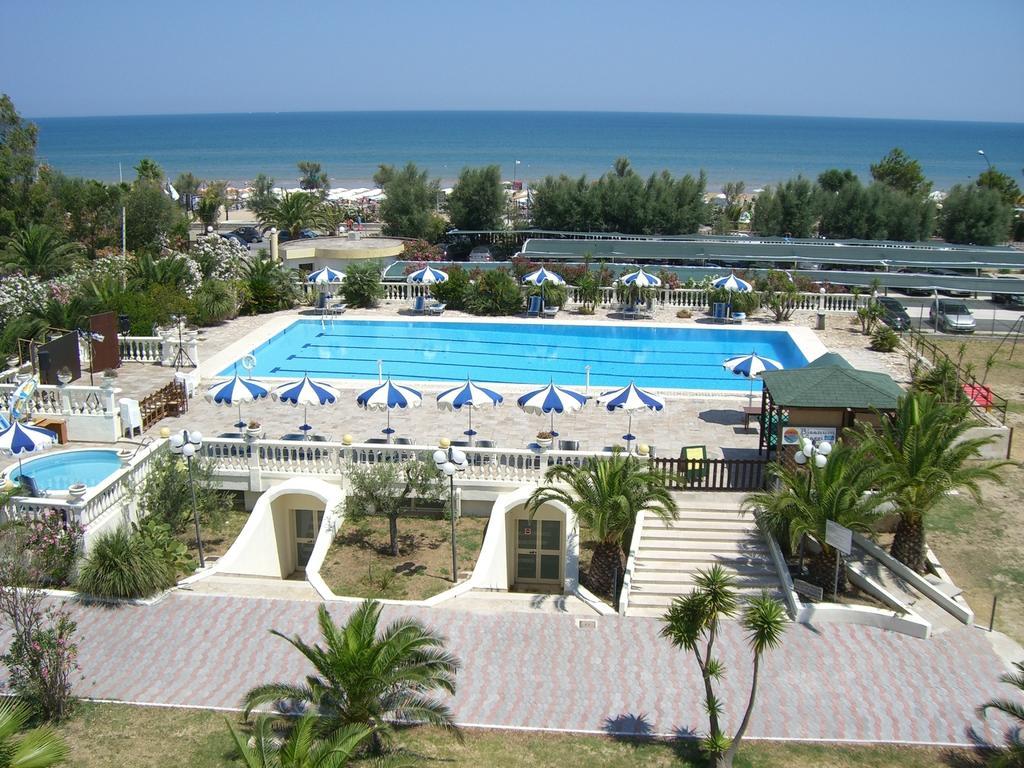 Pellegrino Village Vieste Ngoại thất bức ảnh